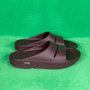 Oofos Ooahh Recovery Slides Sandals Women’s Shoes Size 8 Dark Purple